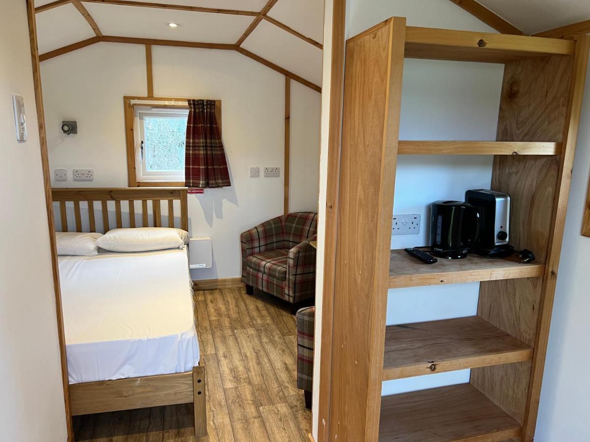Isle Of Skye Camping Pods ภายนอก รูปภาพ